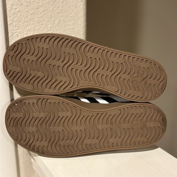 adidas VL Court 3.0 K 'White Black Gum' ID9062 Youth Size 5 - Picture 8 of 9